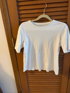 Isaac Mizrahi White Short Sleeve Tee